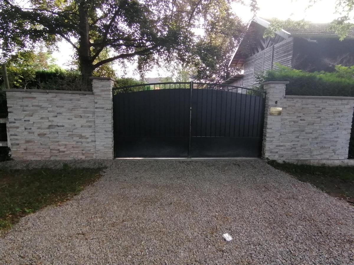 Le Domaine De Shania Provenchères-sur-Fave Esterno foto